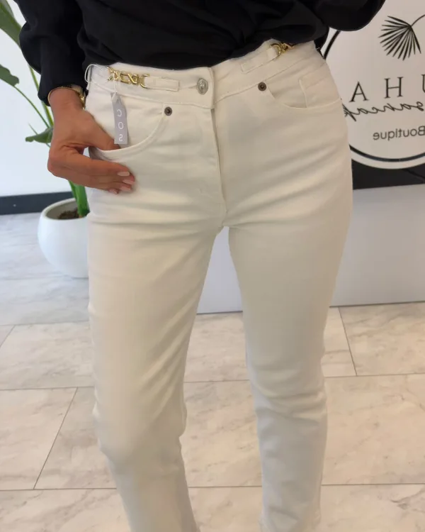 Marka Model Jean Beyaz 